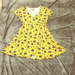 Women’s Wrap Dress